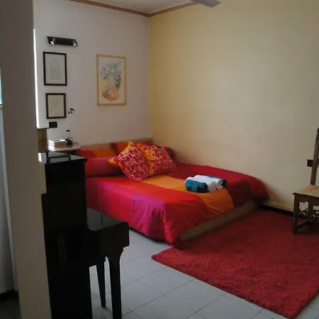 Apartment Via Sebino Milan