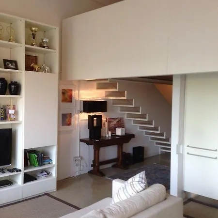 Green Loft Apartment *