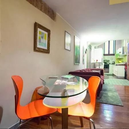 Guesthost - Mm1 Porta Venezia - Stylish Flat * מילאנו