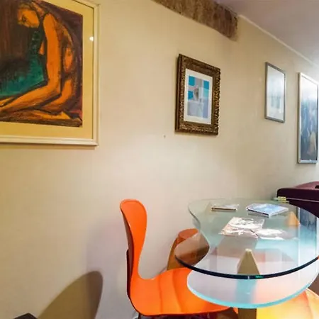 Guesthost - Mm1 Porta Venezia - Stylish Flat *