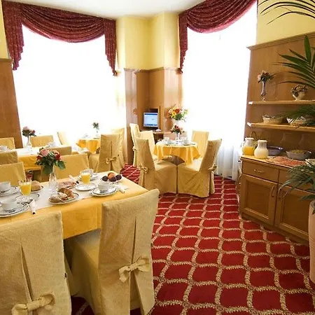 Cinque Giornate Hotel