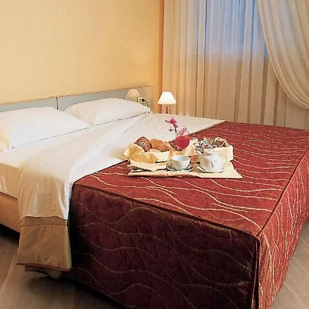 Hotel Fiera Congressi 3*