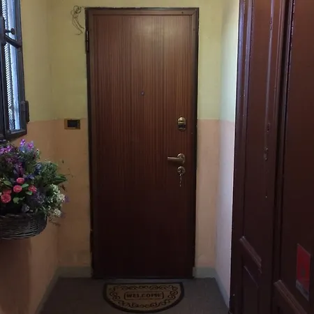 Apartment Pied A Terre With Terrazza In Center