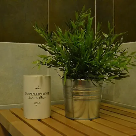 Gassman - In Apartment