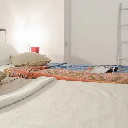 Altido Crocetta Loft Set Apartment