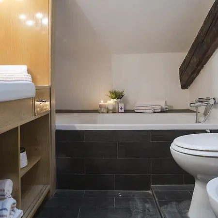 Altido Crocetta Loft Set Apartment Milan