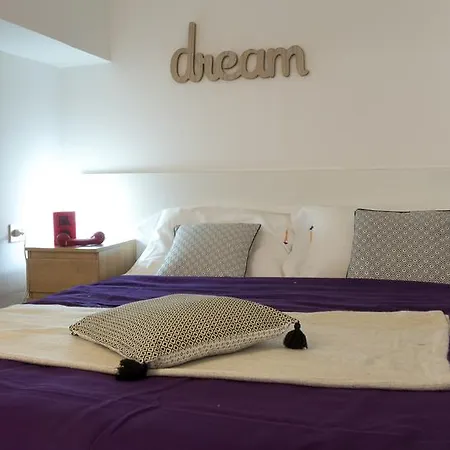 Altido Crocetta Loft Set Apartment Milan