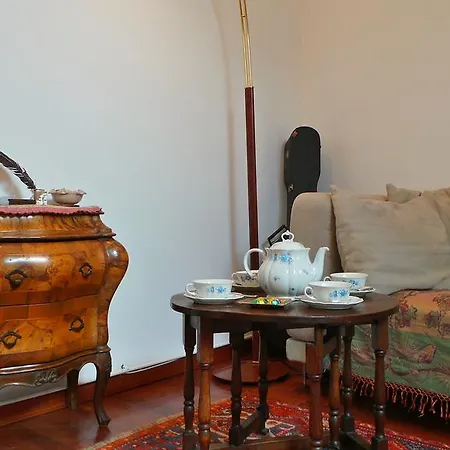 Aleele Flexyrent Aircon E Wifi Apartment *