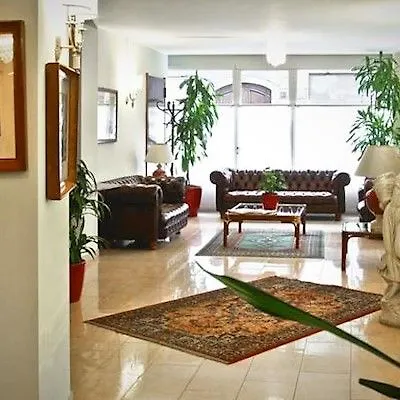 Garibaldi Palace فندق ميلان