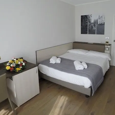 Ih Puccini 4* Milan