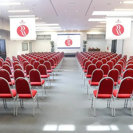 Ramada Plaza By Wyndham Hotel Milaan