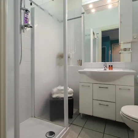 米兰市中心阿拉米斯酒店 3* 米兰