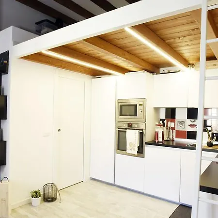Hintown Night Out House Apartment *