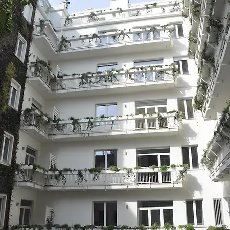 Fifty Eight Center Apartmán *