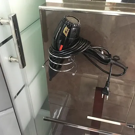 فندق مبيت وإفطار Gambara