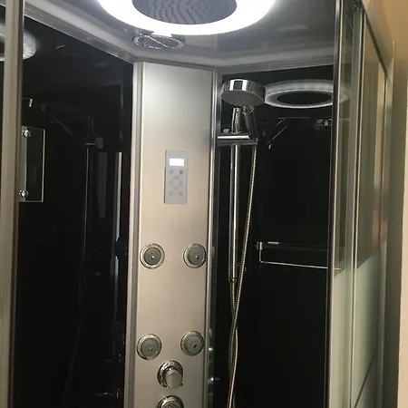 Gambara فندق مبيت وإفطار