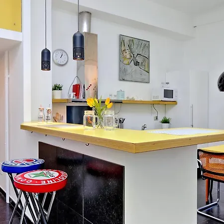 Joivy Colorful For 2 Near Life Apartamento Milão