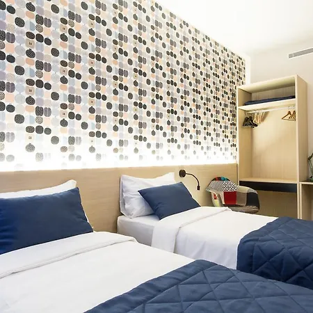 Apartahotel Isola 2*