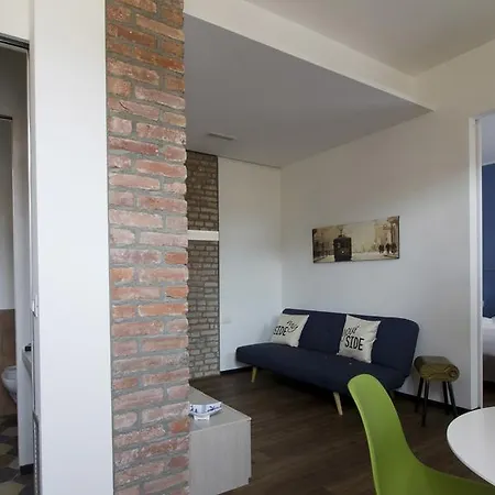 Italianway Easy - Ciaia 6 米兰