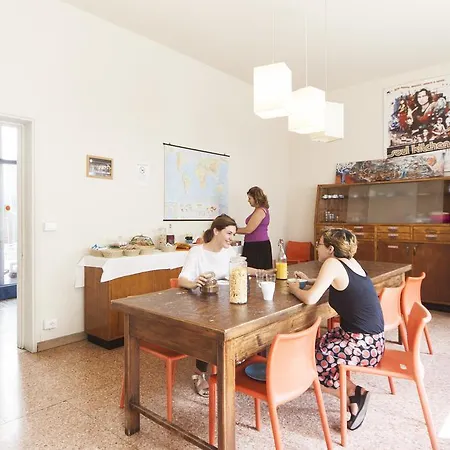 오스텔로린다 밀라노