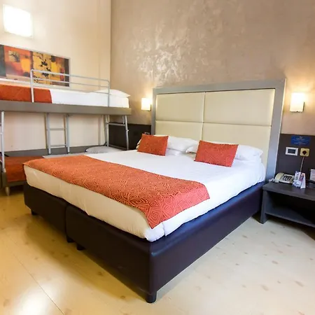 Hotel Piacenza Milán