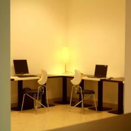 New Generation Chic Sempione Hostel *