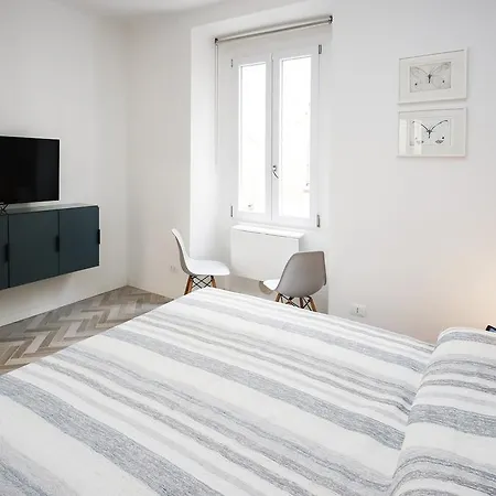 Apartman Bligny 42 - Bocconi Milánó