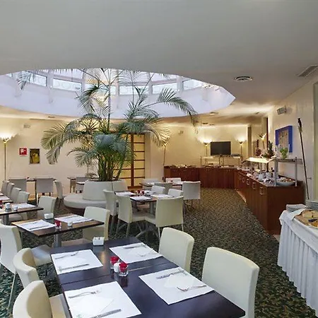 Hotel Garibaldi Station By Ihg Milano