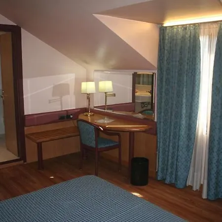 Albert Hotel 3* Mediolan