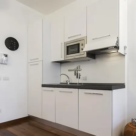 Apartamento Piazza De Angeli - Rentclass Betly Milán
