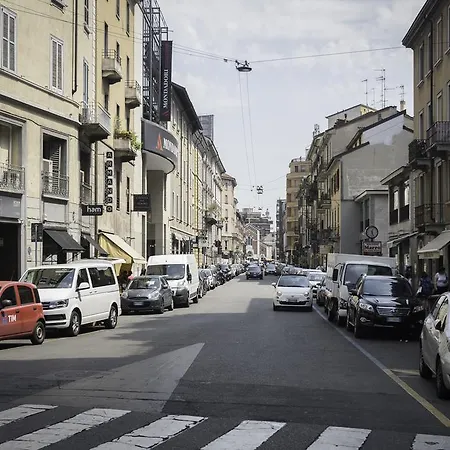 Piazza De Angeli - Rentclass Betly