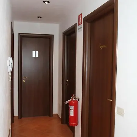 Music Milánó