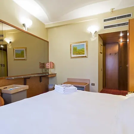 Carrobbio Hotel 4*