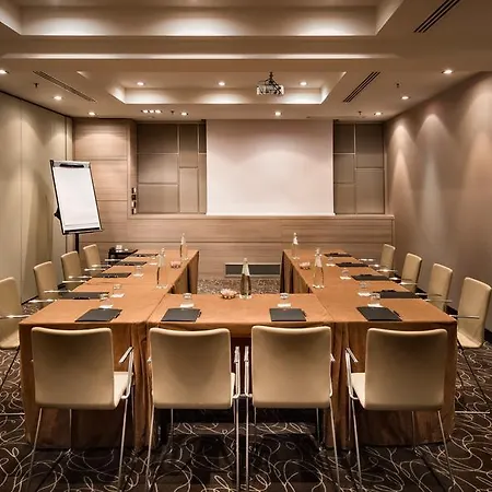 호텔 업타운 팰리스 4*