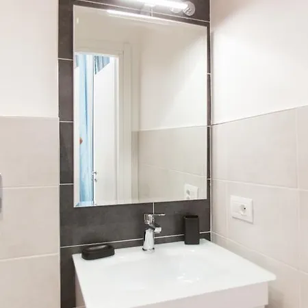 4rooms Vendégház Milánó