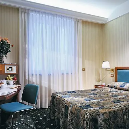 Hotel Astoria Sure Collection By Western 3*