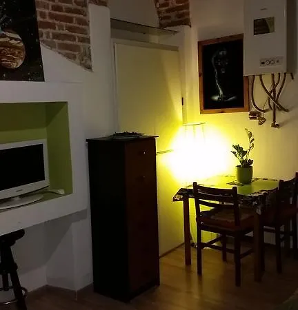 Apartment Green House