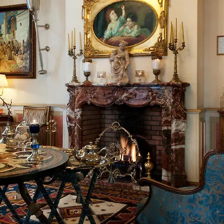 Petit Palais De Charme Hotel