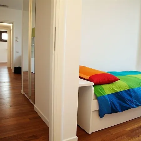 Aurum Bicocca 아파트호텔 4*