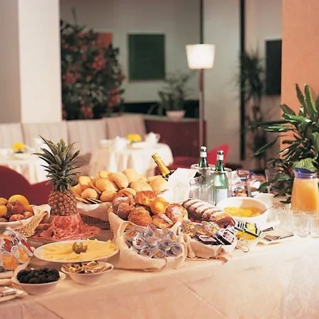 Hotell Mokinba Sant'ambroeus