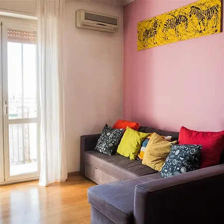 Pisanello Upper Apartment *