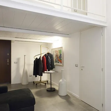 Very Close To Duomo Apartment *
