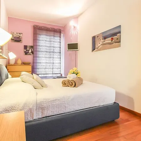Alessia's Flat- Lorenteggio * Milánó