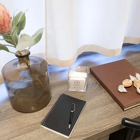 Mentana, By R Collection 4*