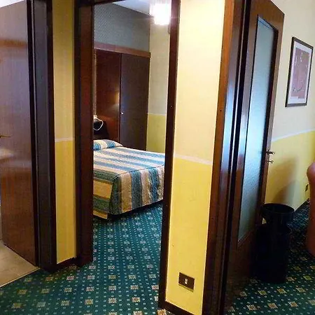 Pasteur 3* Milano