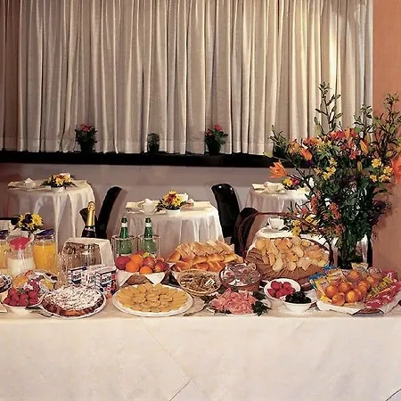 Hotell Mokinba Sant'ambroeus