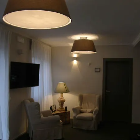 Zuretti 61 Bed & Breakfast 3*