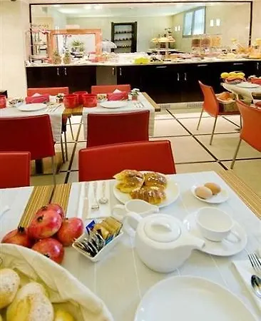 Susa Hotel 3*