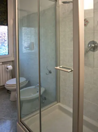 Oda ve Kahvaltı Innperfect Milano