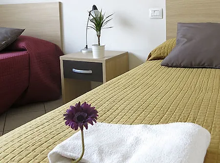 Expo Carcano Aparthotel